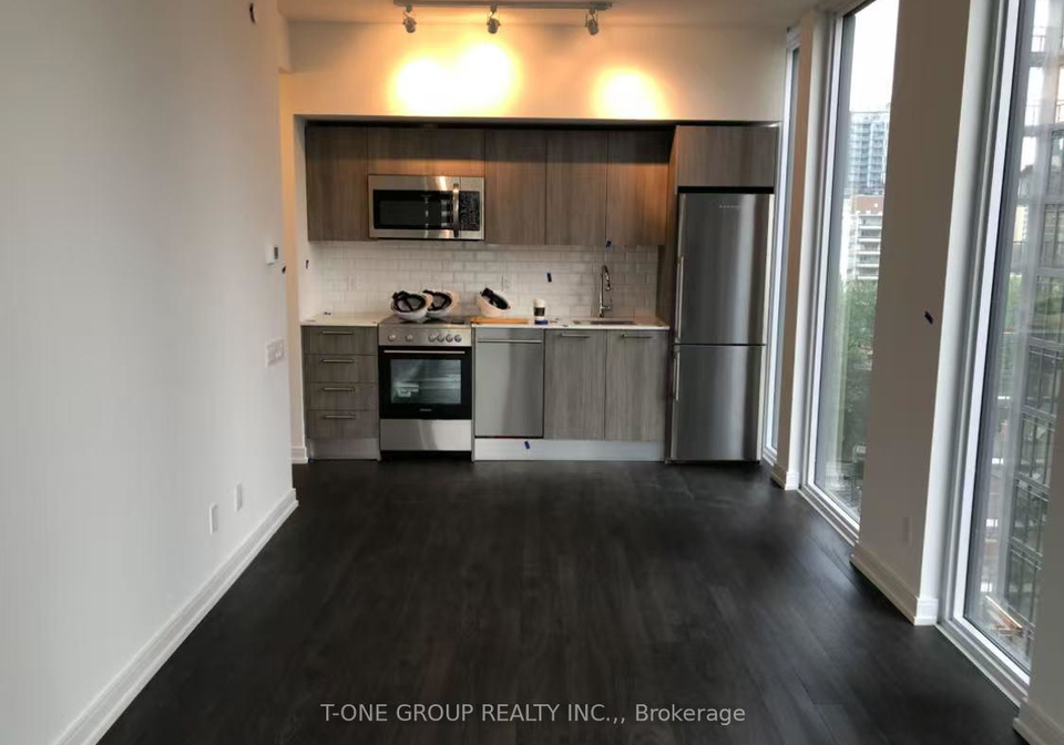 28-wellesley-street-e-toronto-ontario-c12202950