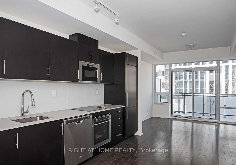 460-adelaide-street-e-toronto-ontario-c12202971