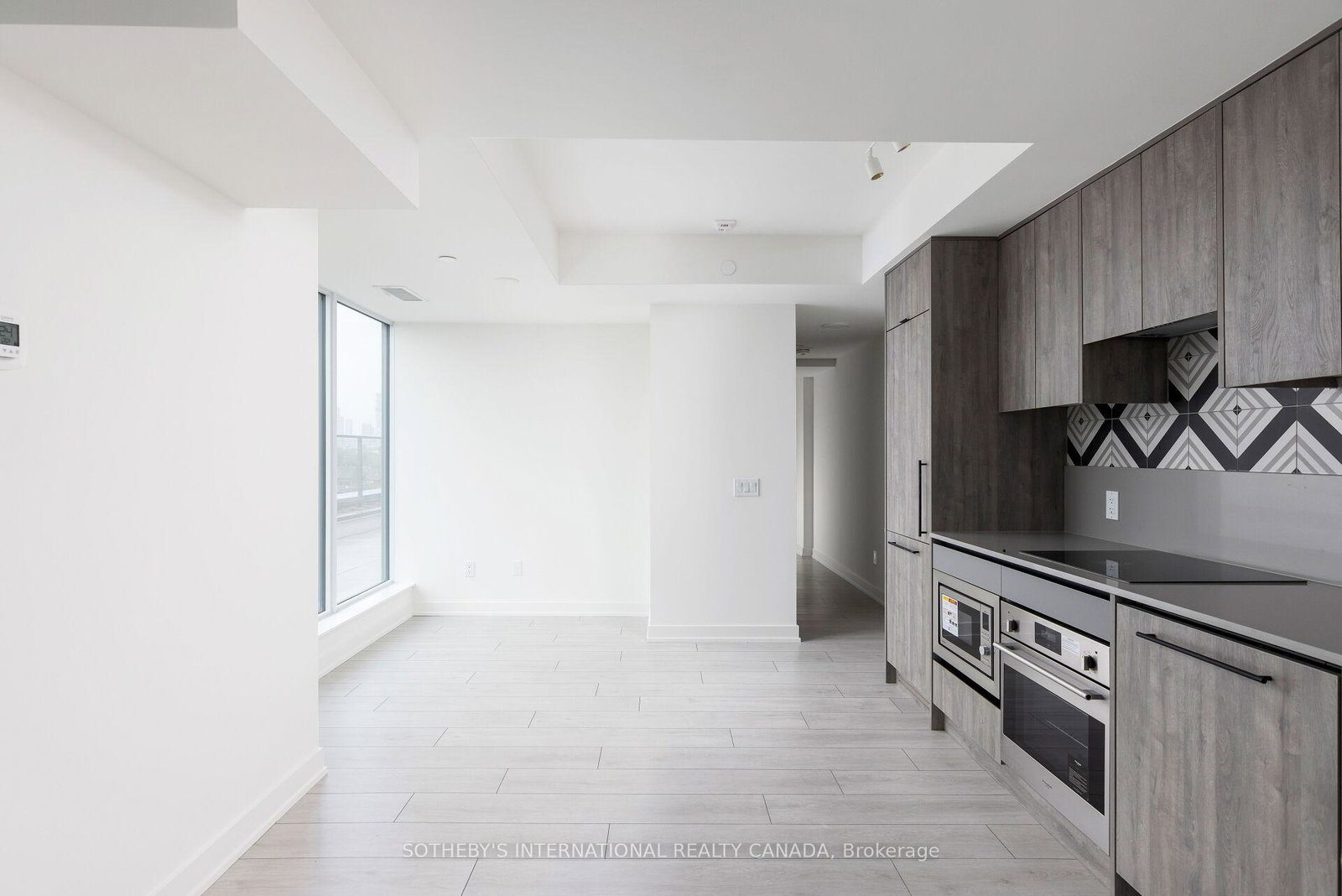 1200-dundas-street-w-toronto-ontario-c12203077