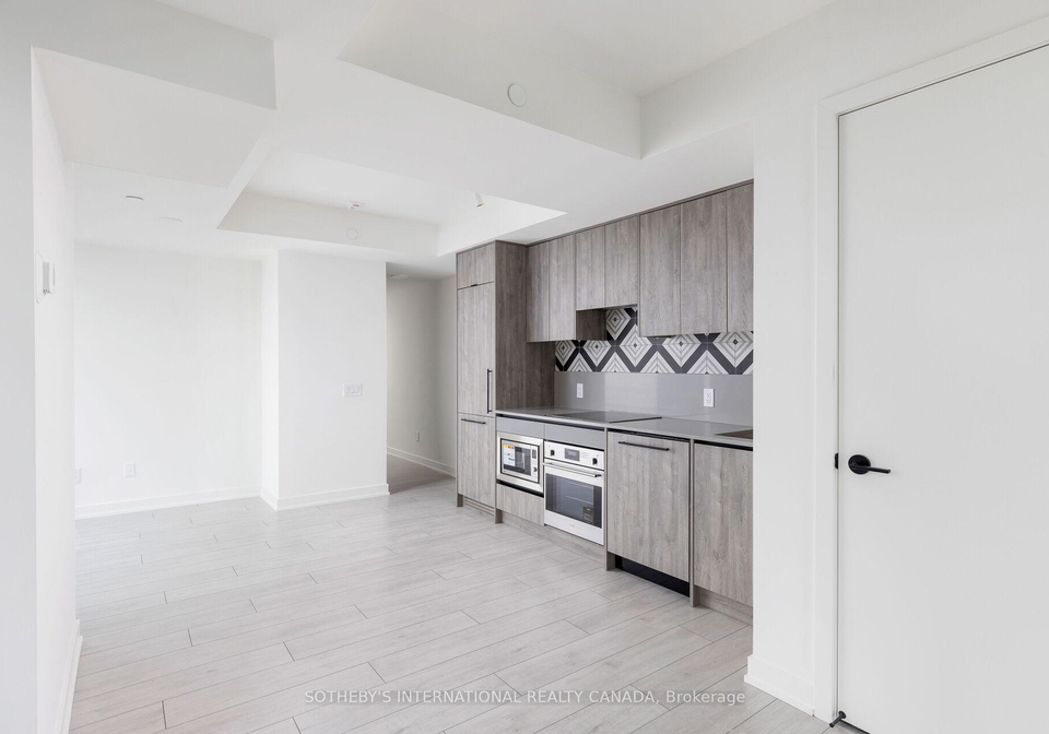 1200-dundas-street-w-toronto-ontario-c12203077