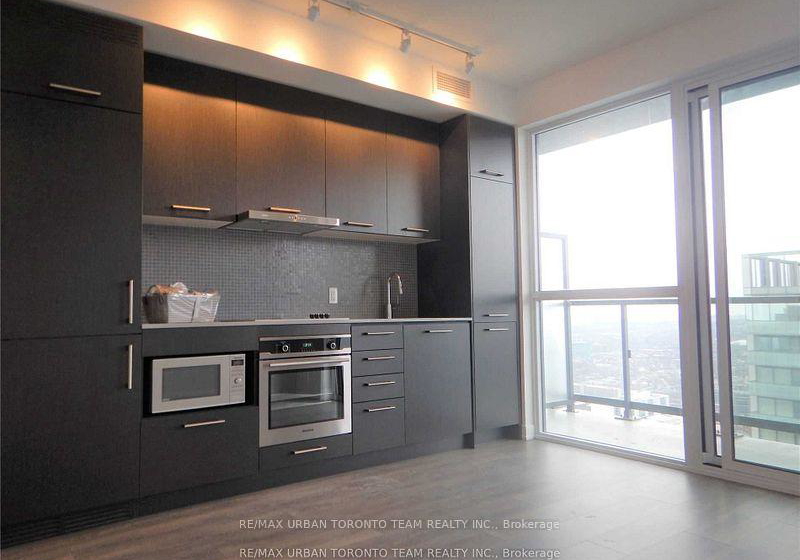 87-peter-street-toronto-ontario-c12203767