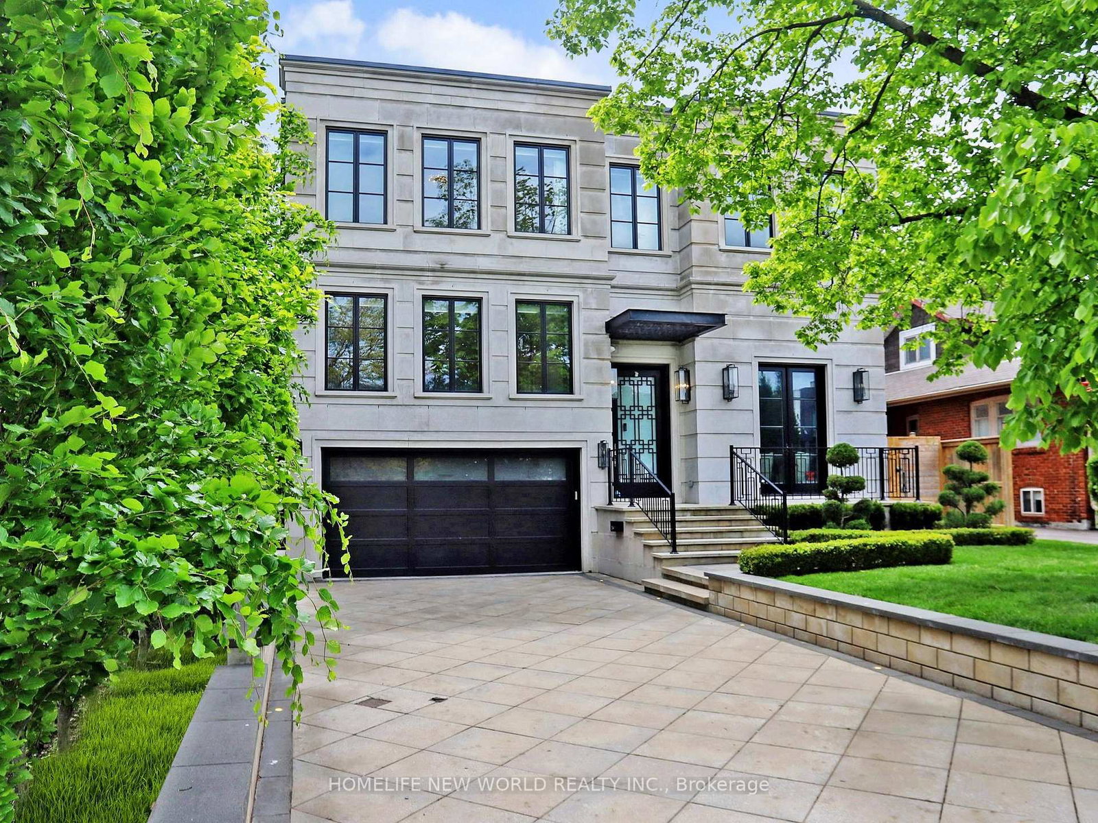 154-yonge-boulevard-toronto-ontario-c12203848