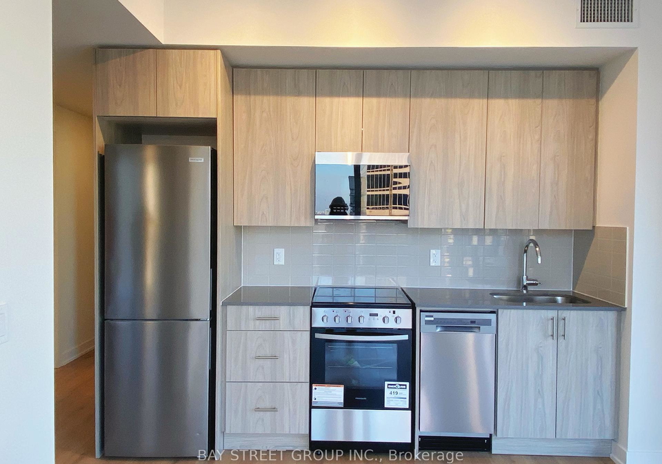 15-ellerslie-avenue-toronto-ontario-c12204019