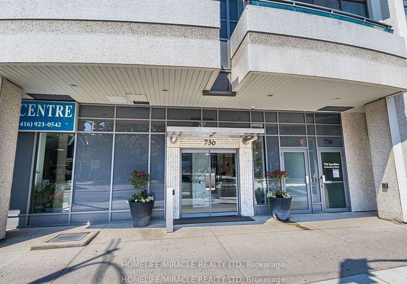 736-spadina-avenue-toronto-ontario-c12204090