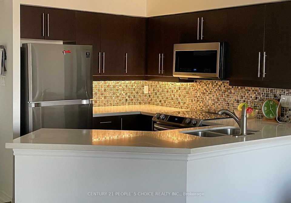 872-sheppard-avenue-w-toronto-ontario-c12204124