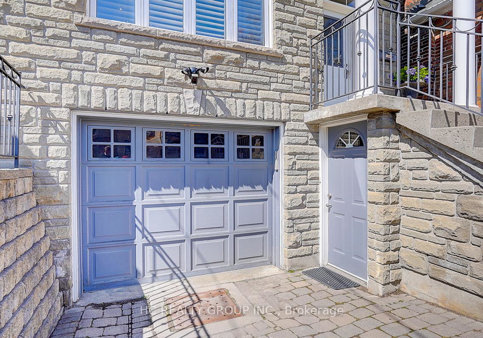338-fairlawn-avenue-toronto-ontario-c12204167