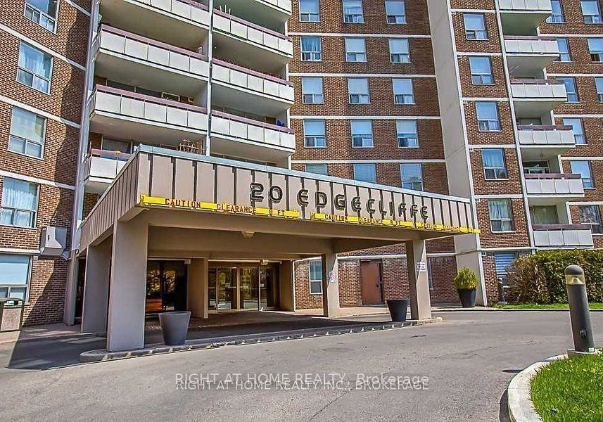 20-edgecliff-golfway-east-york-ontario-c12204320