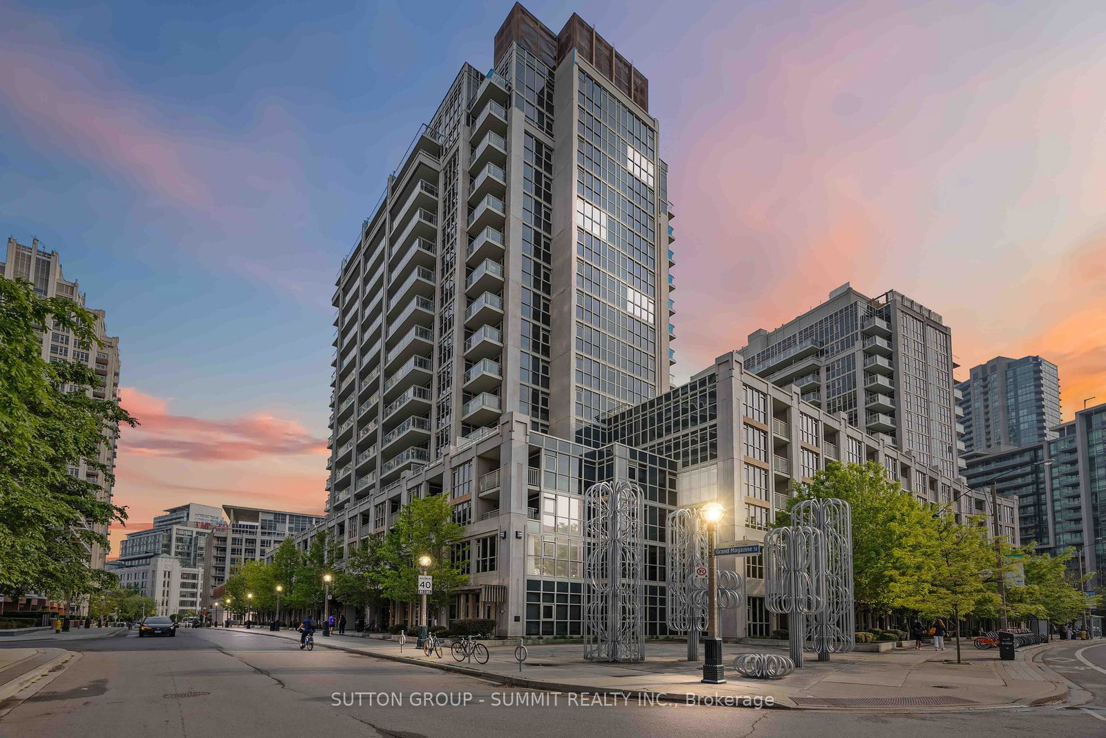 38-grand-magazine-street-toronto-ontario-c12204416