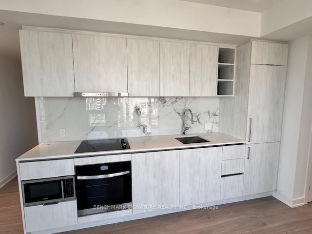 8-wellesley-street-w-toronto-ontario-c12204535