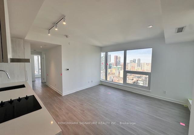 8-wellesley-street-w-toronto-ontario-c12204535