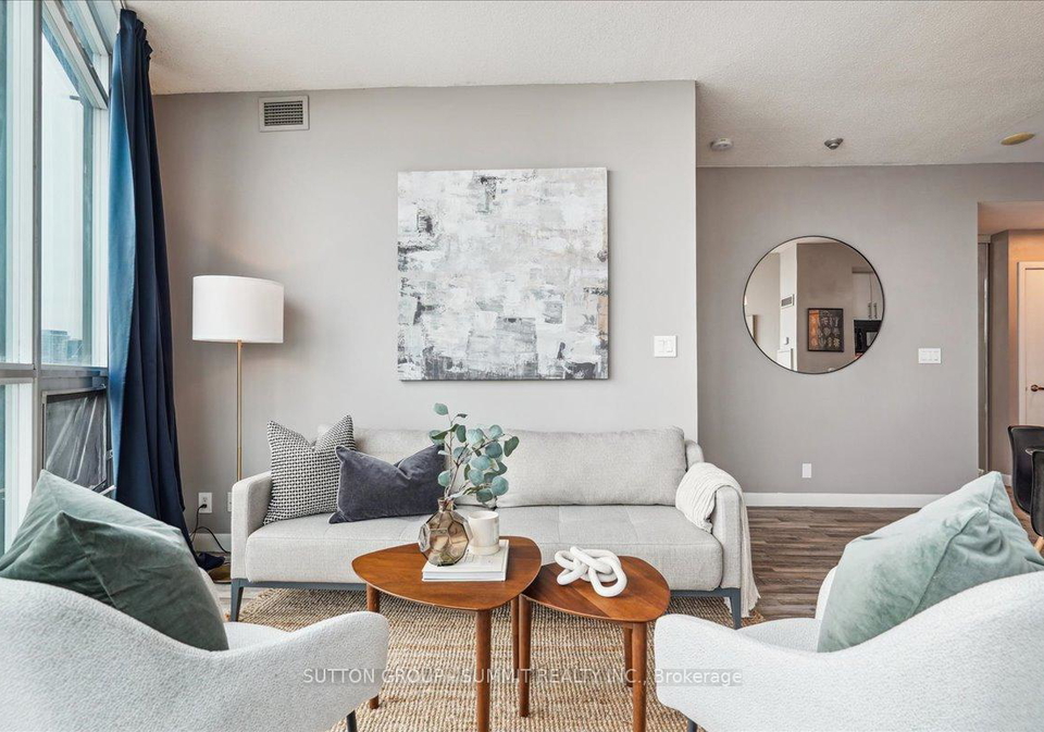 600-fleet-street-toronto-ontario-c12204655