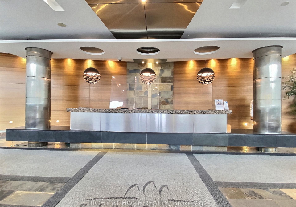 230-queens-quay-w-toronto-ontario-c12204870