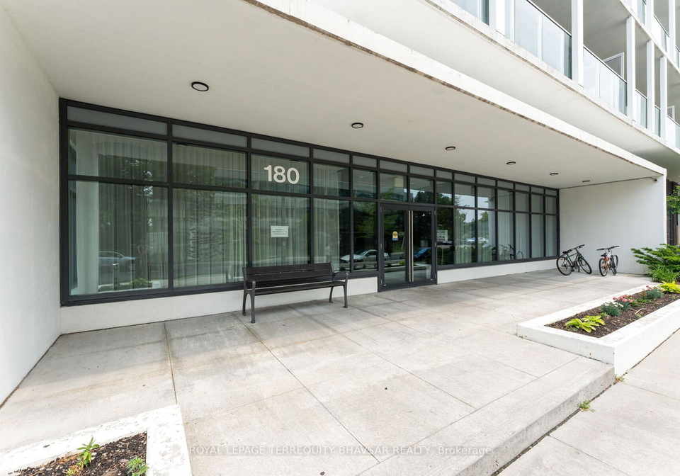 180-fairview-mall-drive-north-york-ontario-c12204974