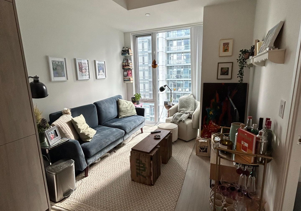 8-widmer-street-toronto-ontario-c12205422
