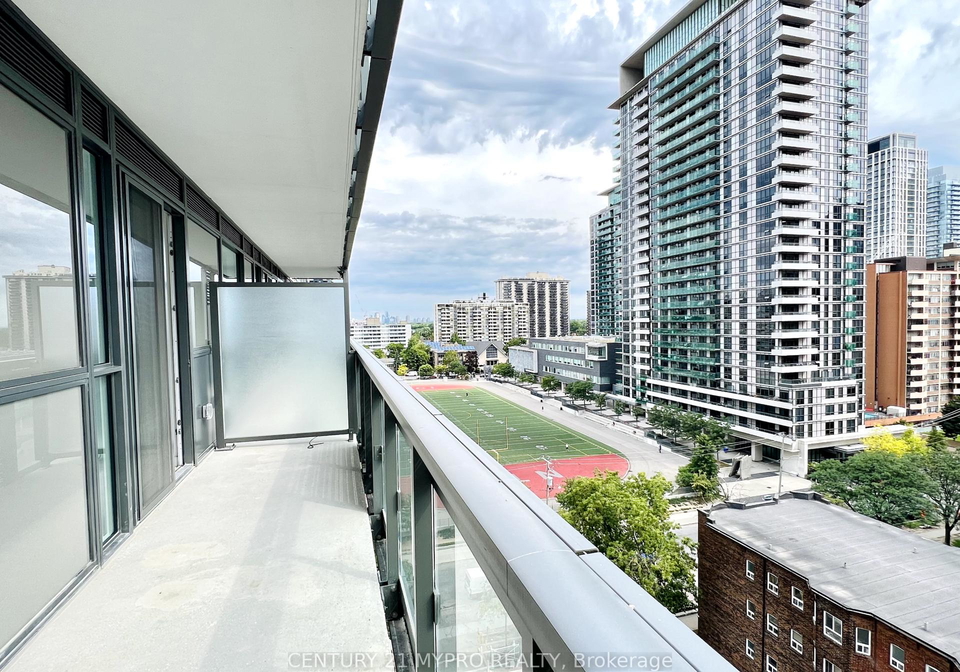 39-roehampton-avenue-toronto-ontario-c12205806