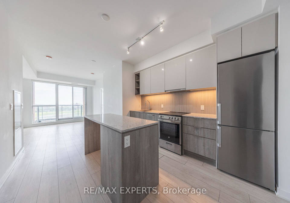 31-tippett-road-s-toronto-ontario-c12205879