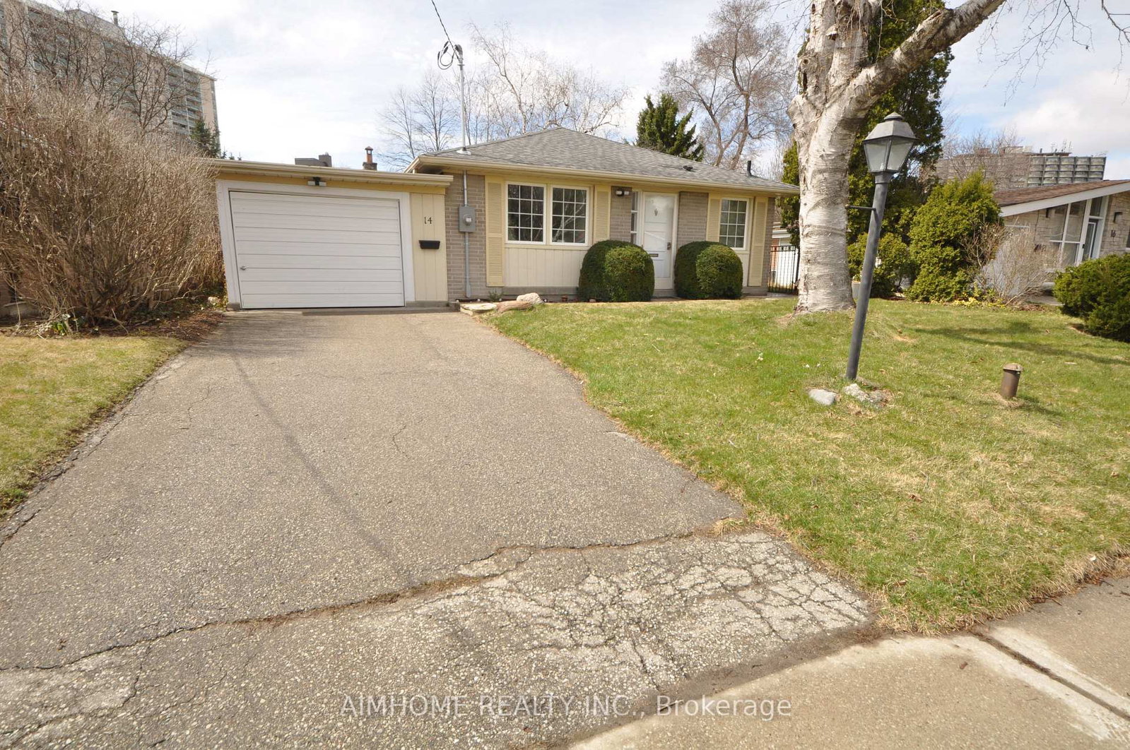 14-dukinfield-crescent-north-york-ontario-c12205944