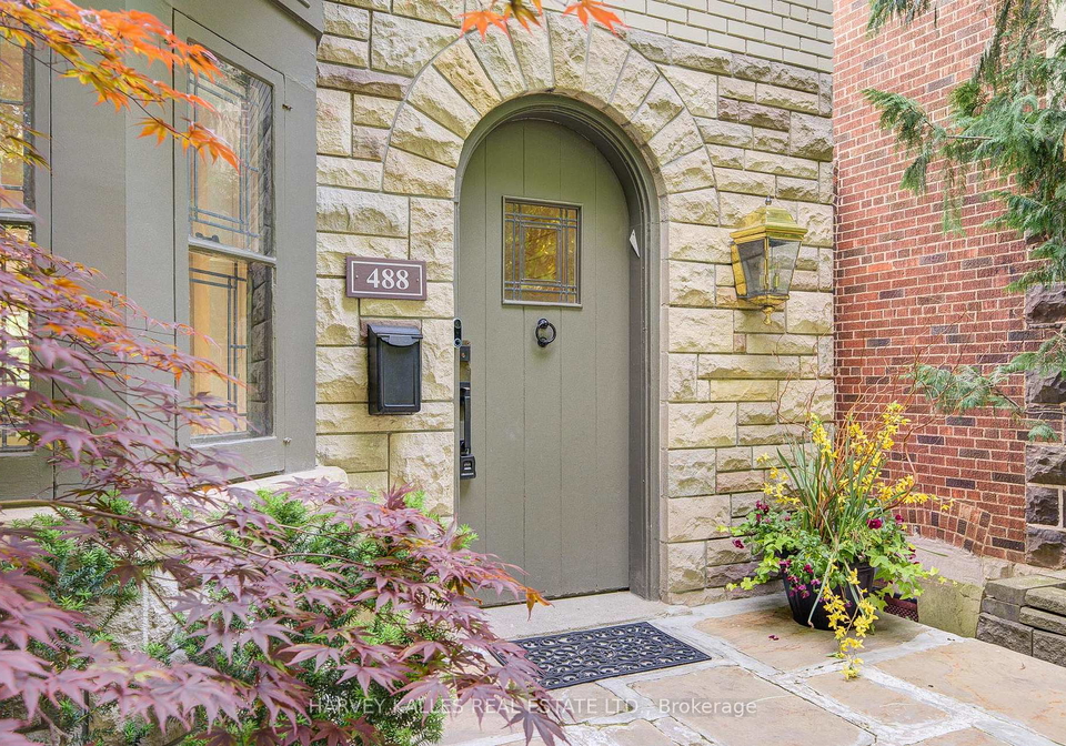 488-st-clements-avenue-toronto-ontario-c12206066