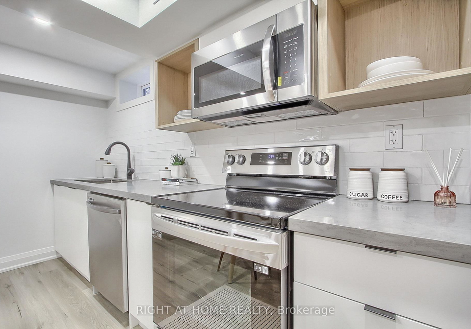 1201-dovercourt-road-toronto-ontario-c12206094