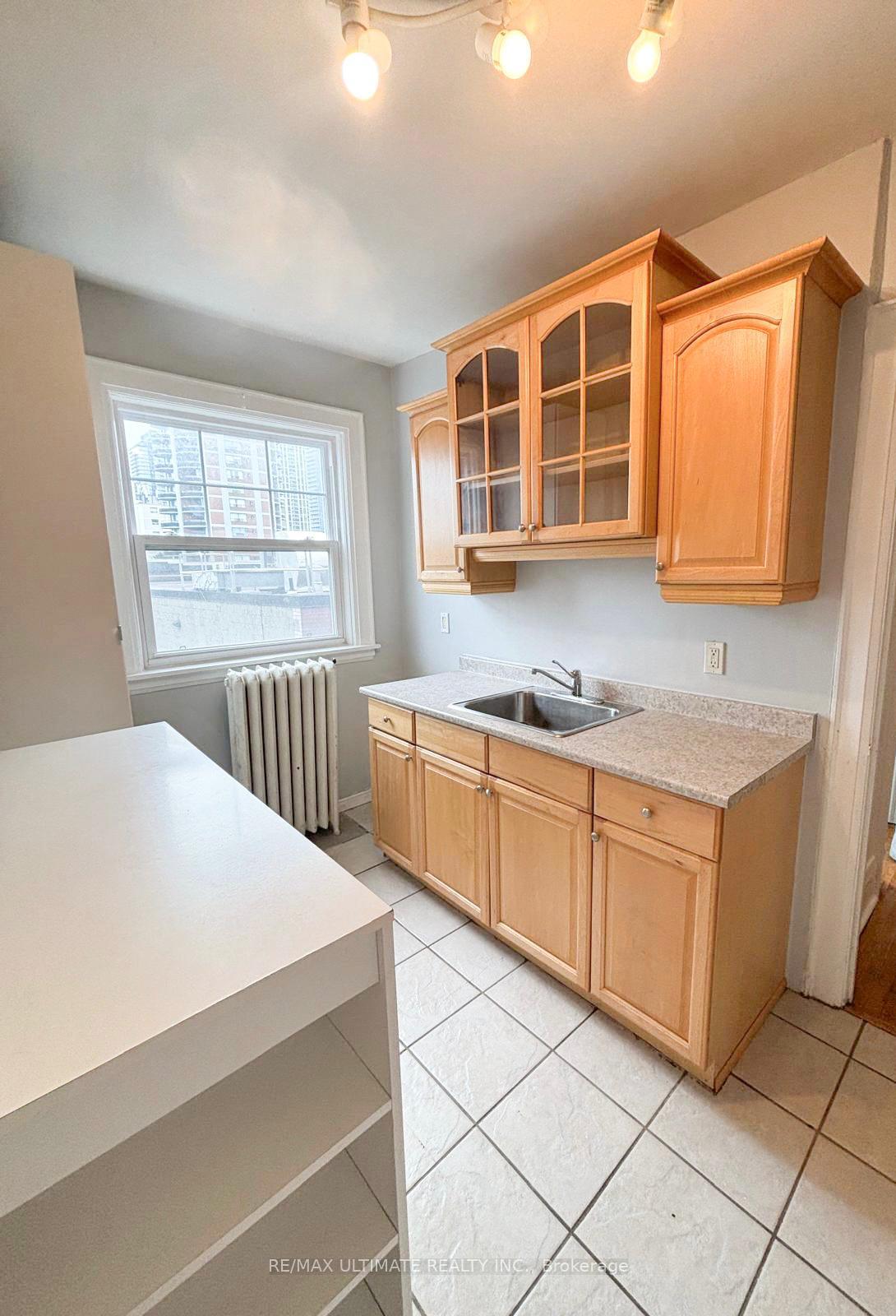 20-roselawn-avenue-toronto-ontario-c12206180
