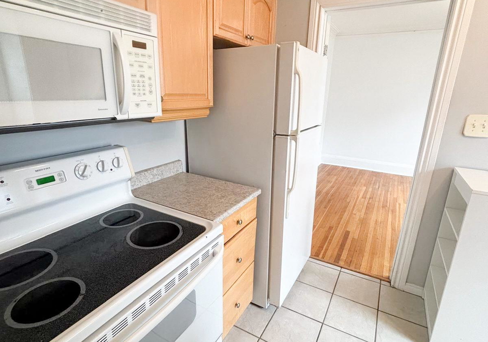 20-roselawn-avenue-toronto-ontario-c12206180