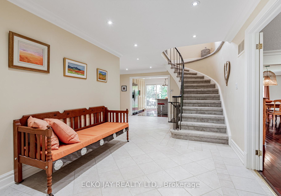 75-barrydale-crescent-north-york-ontario-c12206574