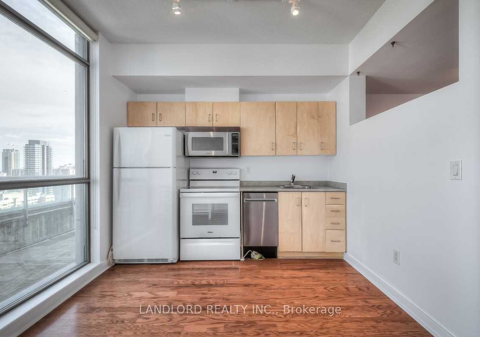 281-mutual-street-toronto-ontario-c12206599