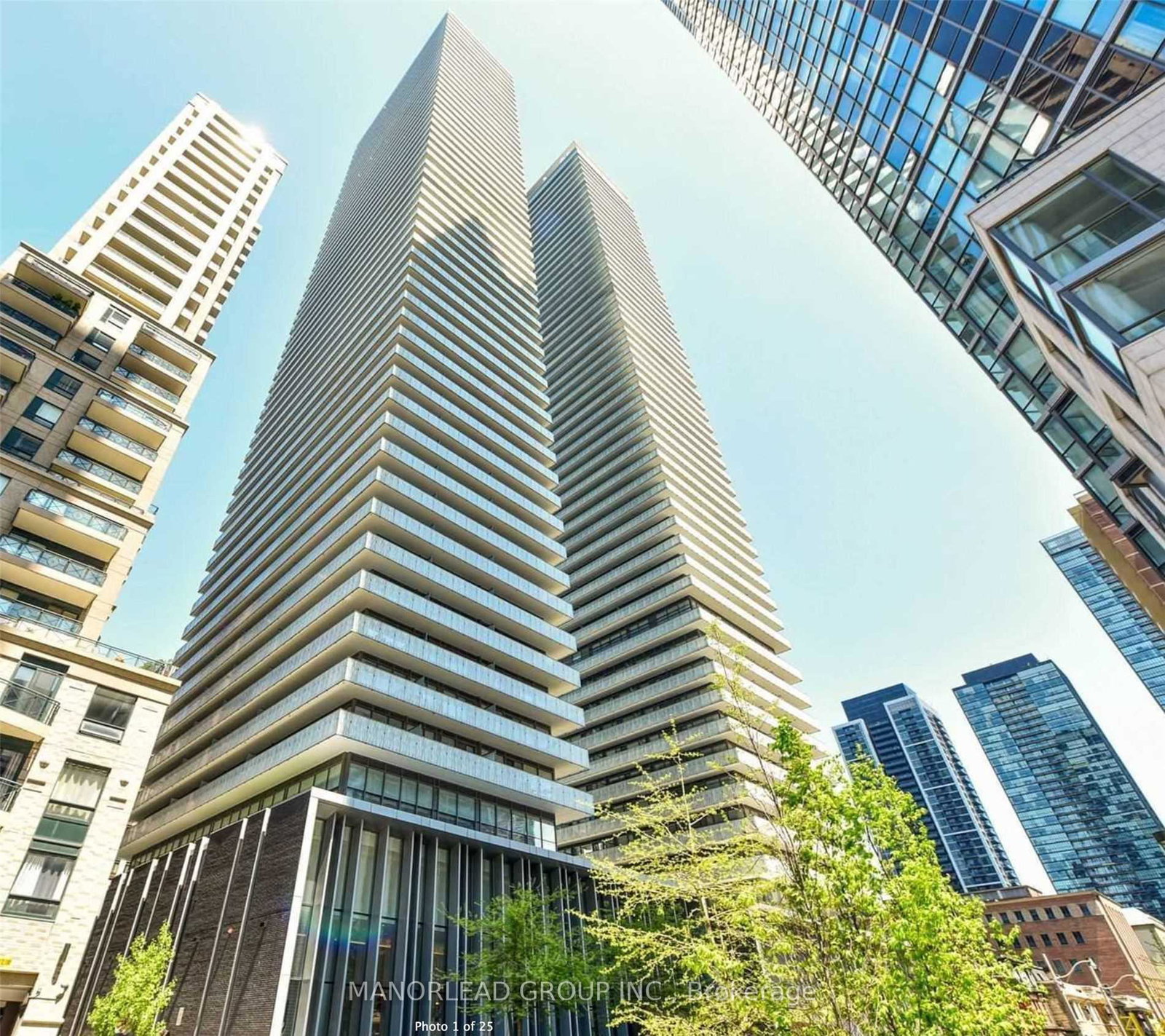 42-charles-street-e-toronto-ontario-c12207234