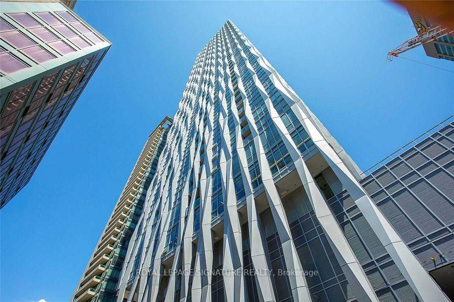 1-yorkville-avenue-toronto-ontario-c12207294