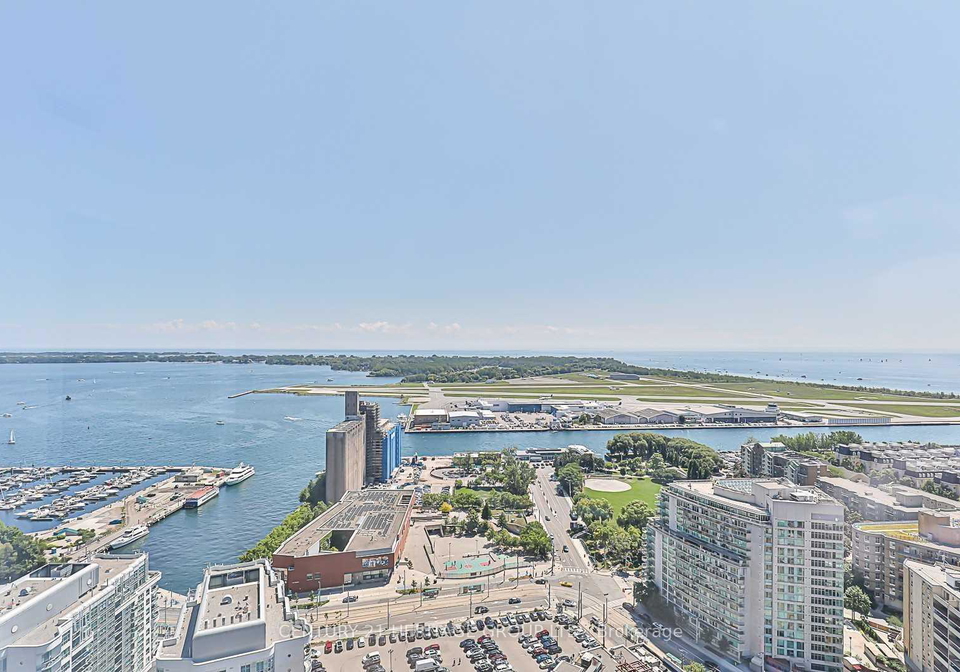 17-bathurst-street-toronto-ontario-c12207984