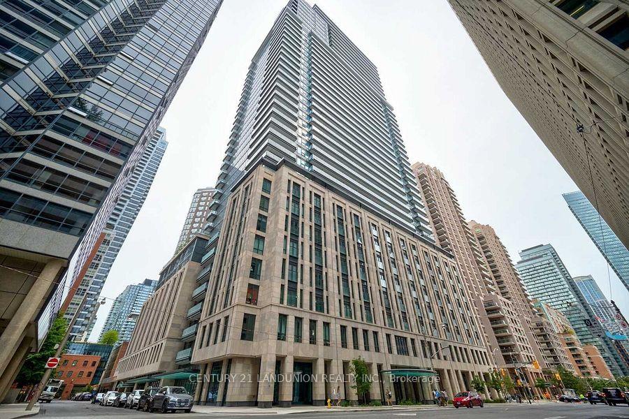 955-bay-street-toronto-ontario-c12208218