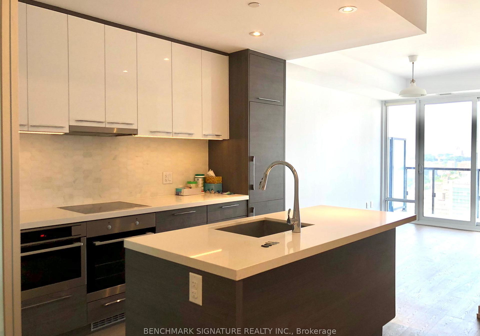 488-university-avenue-toronto-ontario-c12208394
