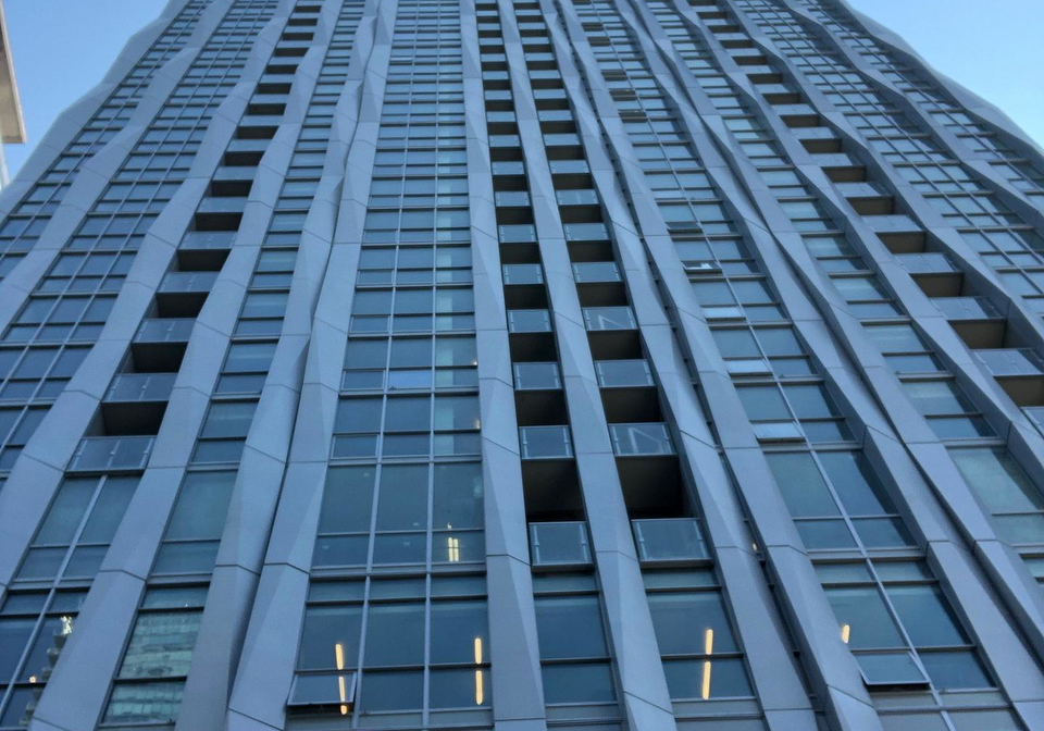 1-yorkville-avenue-toronto-ontario-c12208576