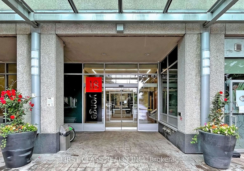 18-yonge-street-toronto-ontario-c12208594