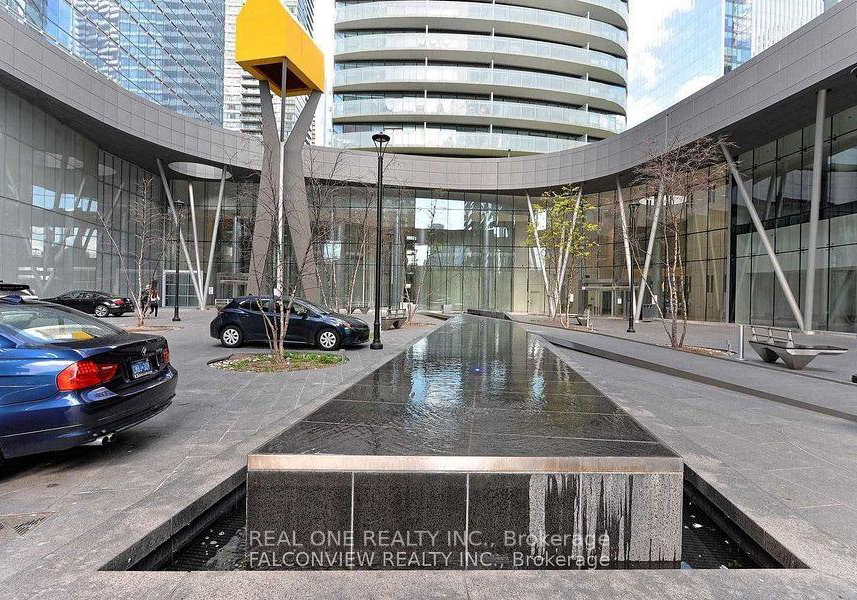 14-york-street-toronto-ontario-c12208598