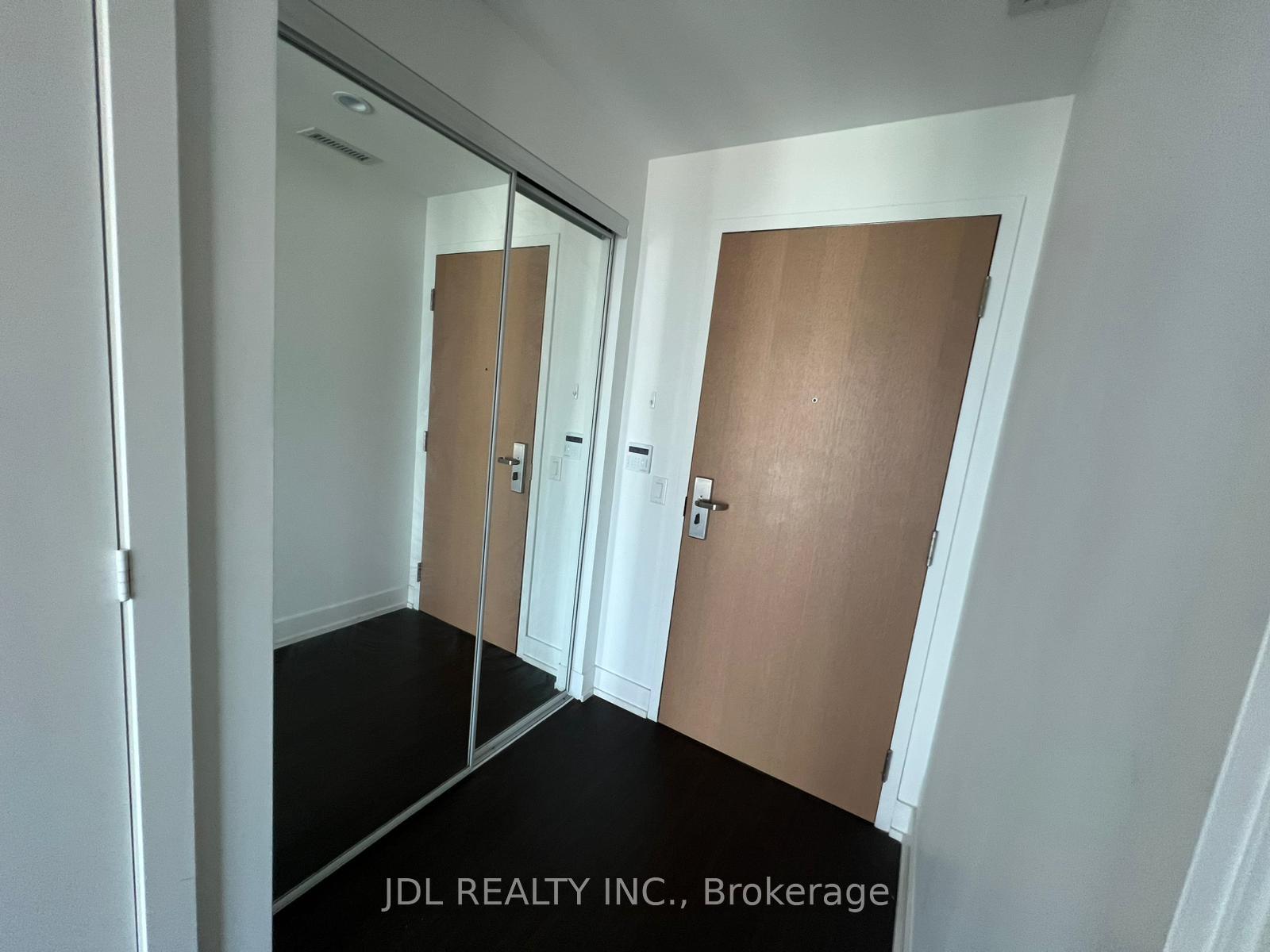 7-grenville-street-toronto-ontario-c12208694