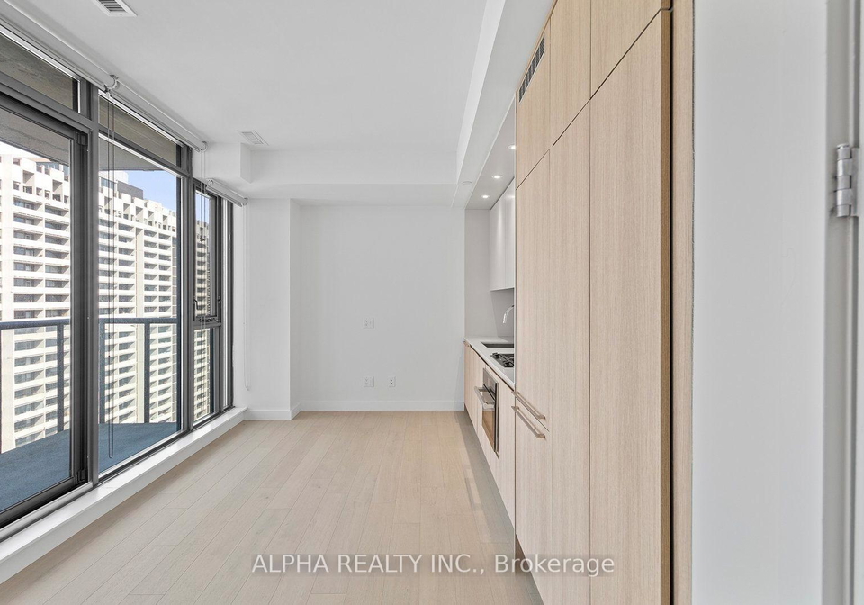 81-wellesley-street-e-toronto-ontario-c12208770