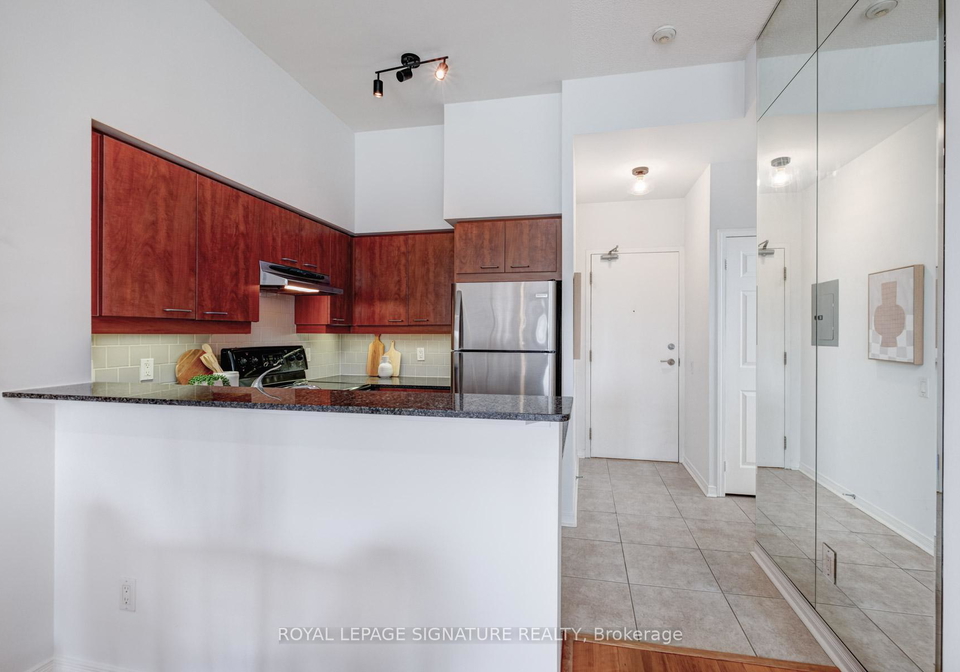 481-rosewell-avenue-toronto-ontario-c12208901