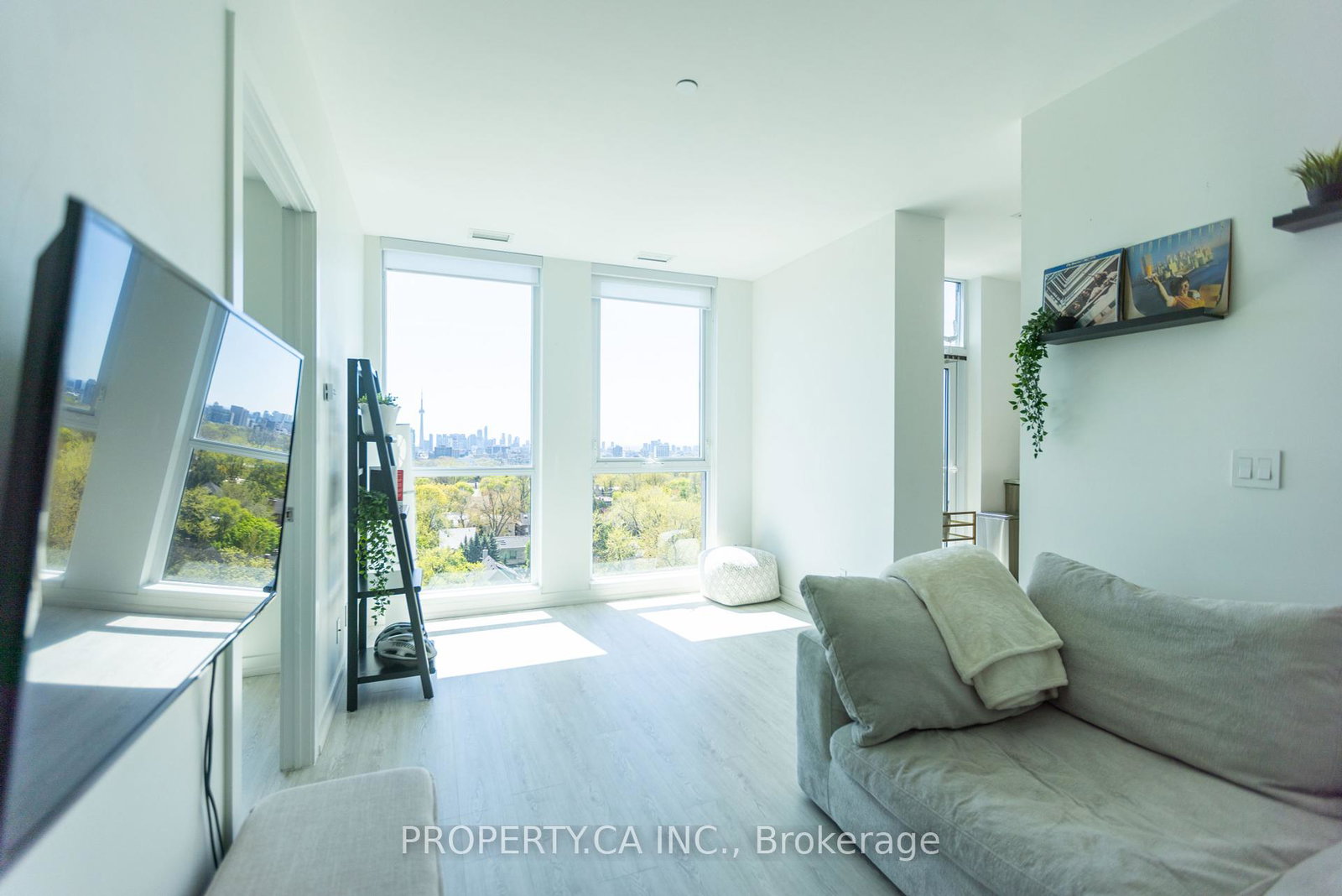223-st-clair-avenue-w-toronto-ontario-c12209183