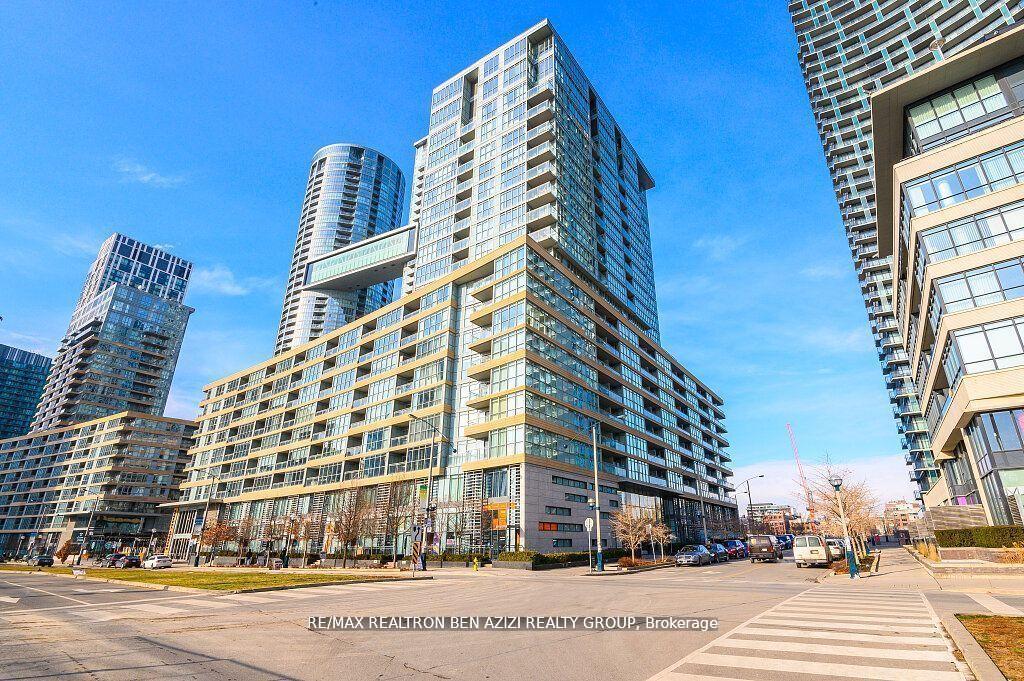 10-capreol-court-toronto-ontario-c12209327