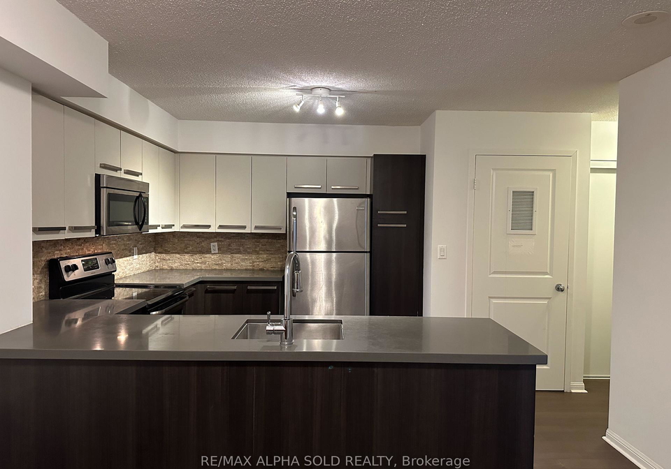 11-st-joseph-street-toronto-ontario-c12209856