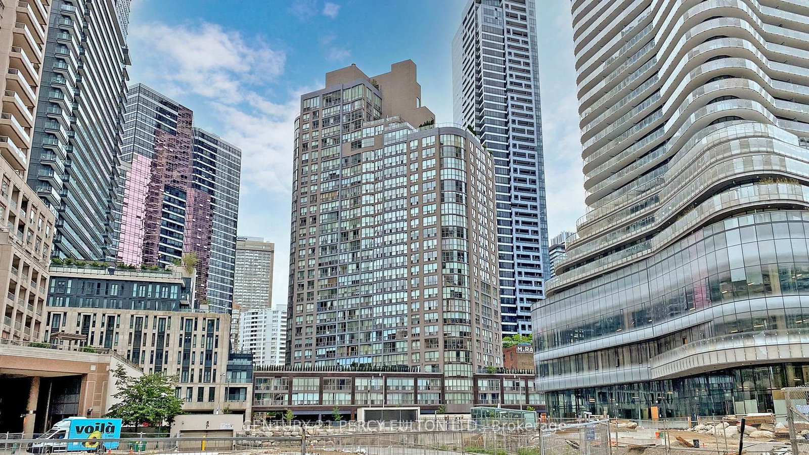 24-wellesley-street-w-toronto-ontario-c12210373