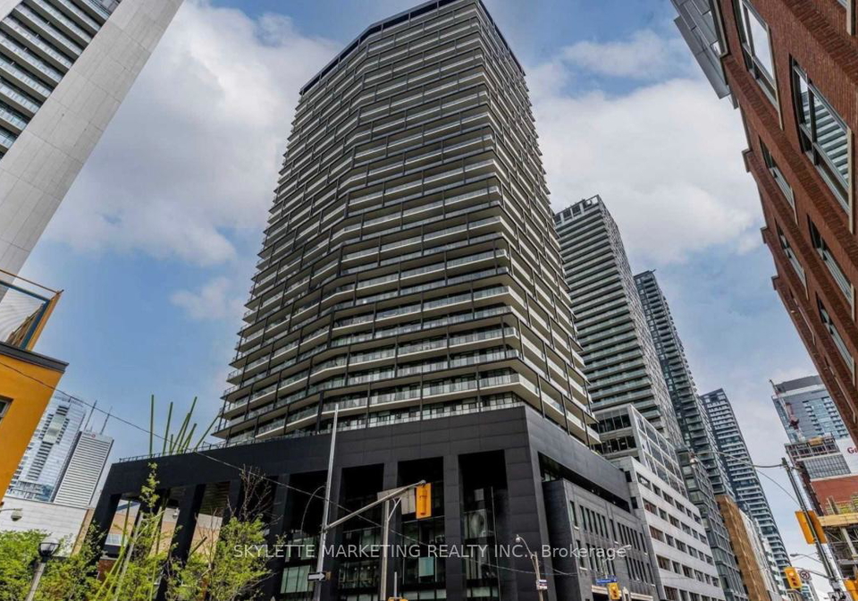 125-peter-street-toronto-ontario-c12210617