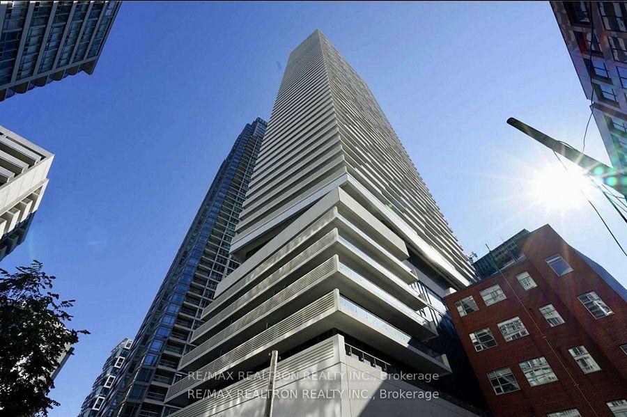 2221-yonge-street-toronto-ontario-c12210875