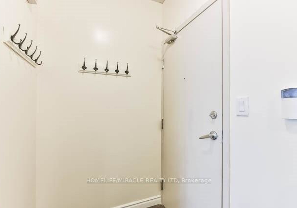 35-mariner-drive-toronto-ontario-c12211015