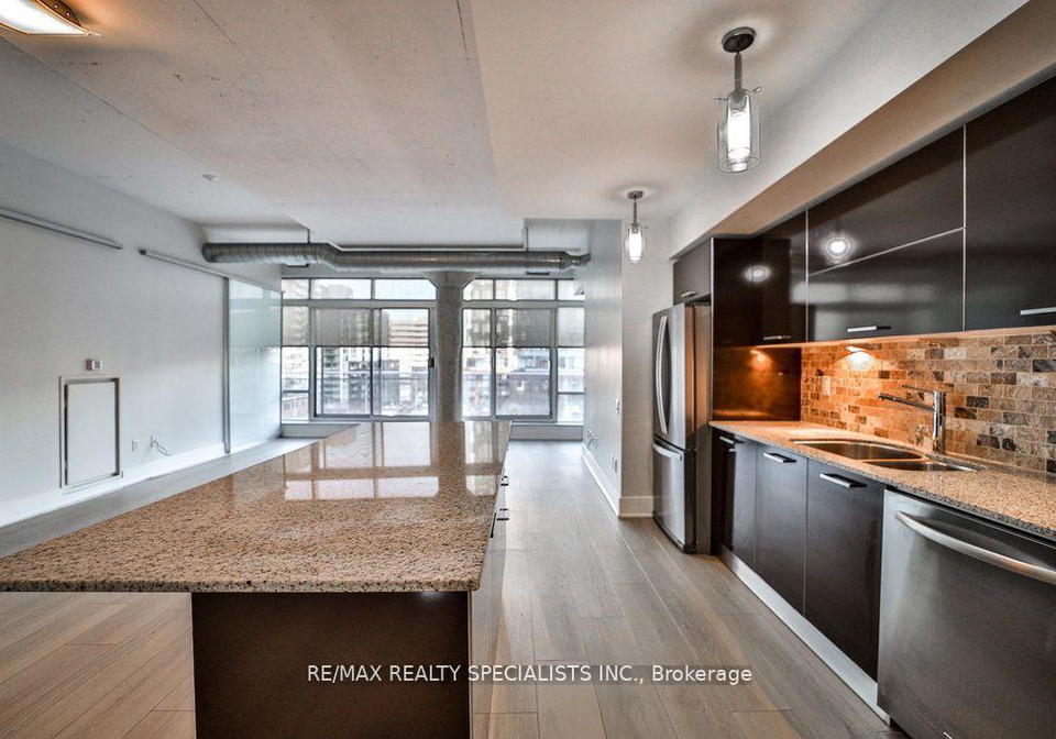 20-stewart-street-toronto-ontario-c12211032