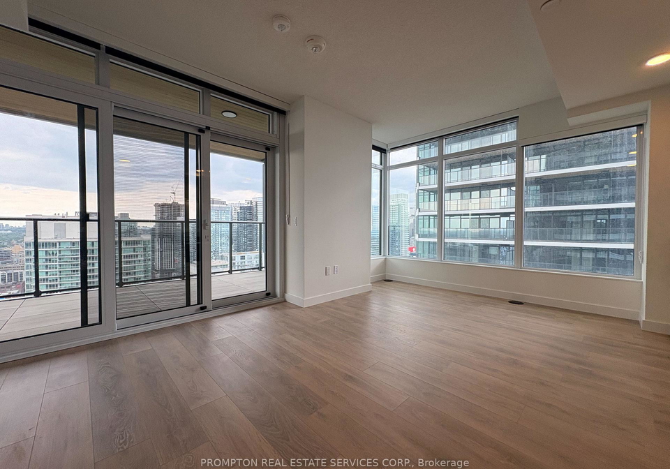 3-concord-cityplace-way-toronto-ontario-c12211191
