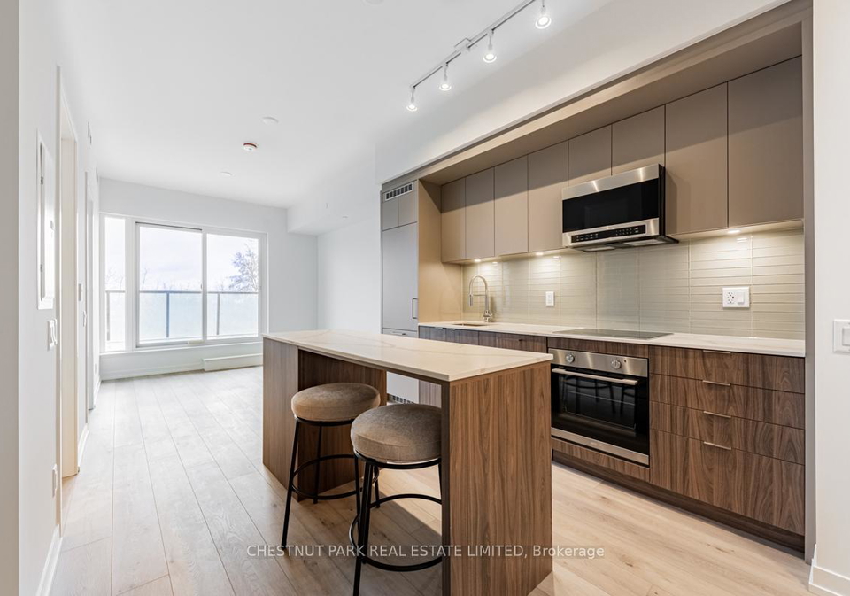 863-st-clair-avenue-w-toronto-ontario-c12211354