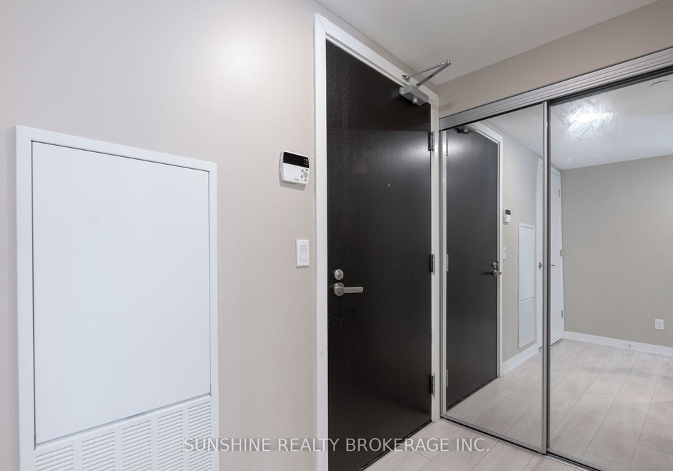 501-yonge-street-toronto-ontario-c12211414
