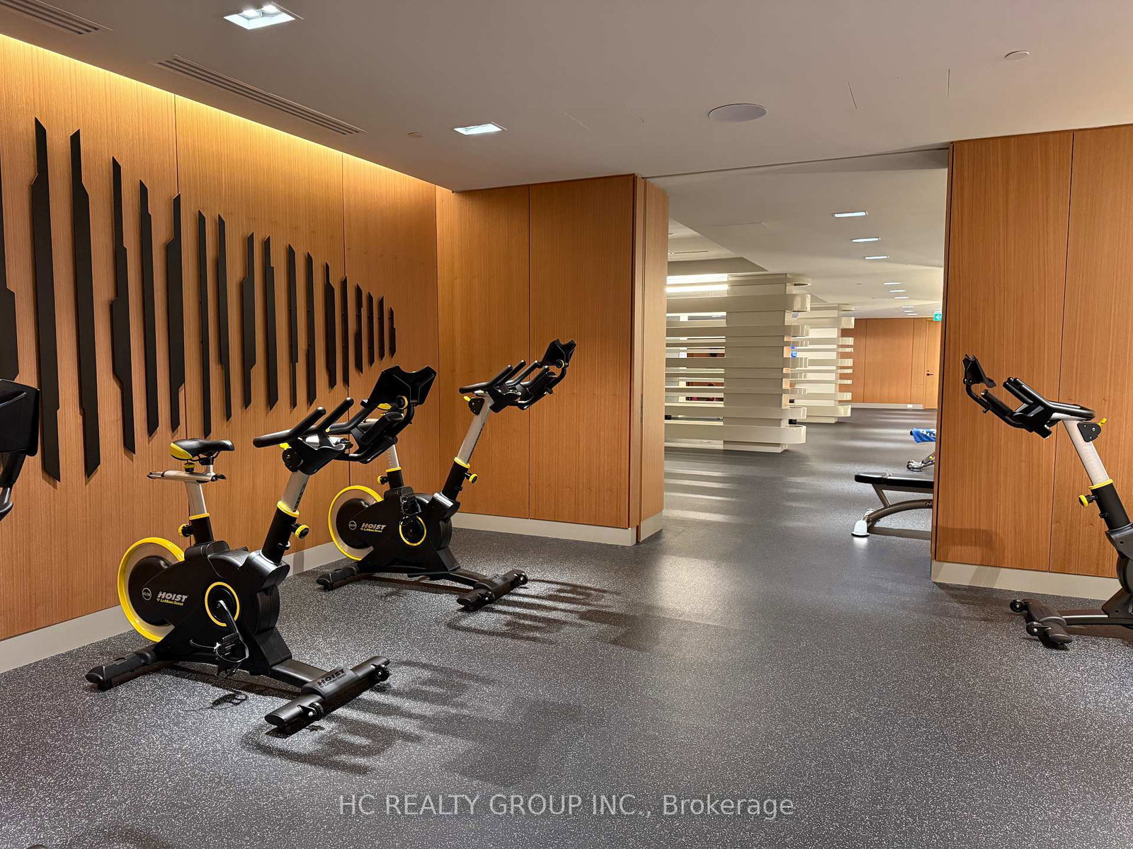 25-adra-grado-way-e-north-york-ontario-c12211591